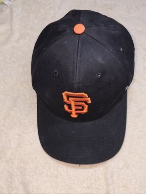 San Francisco Giants Hat Cap Snapback O/S Black Baseball MLB Embroidered Mens Fo
